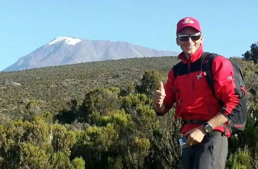 c2e9af6eb9628a2ab7de1a439de1d763_XL